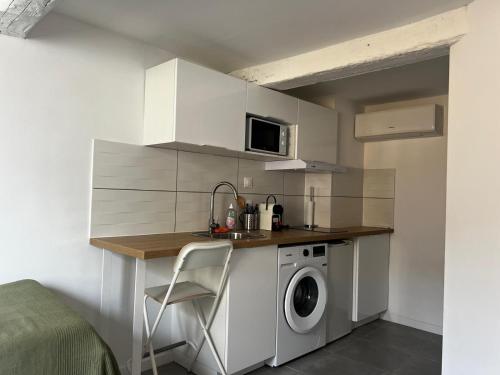 New - studio avec clim au centre d'Aix 3eme étage