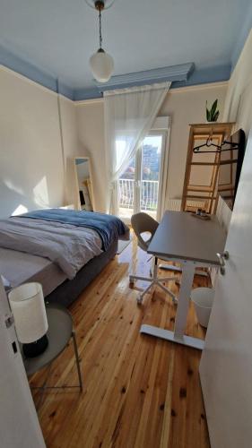 Nomad co living Space