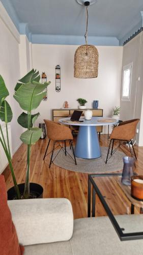 Nomad co living Space