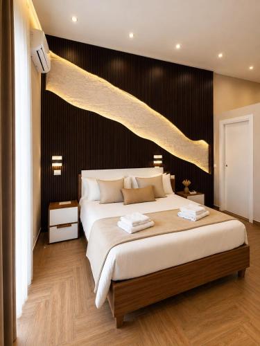 Casanova Naples central Boutique Apartment for 6 Guest