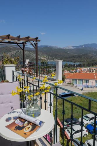 Zoi Luxurious Seaview Retreat