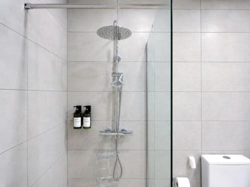 Casa con piscina y terraza junto Hotel Bali