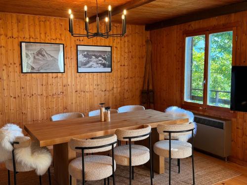 House with Alps view 10 min from Crans-Montana