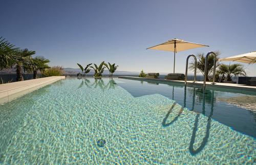 Royal Pearl Collection Apartments