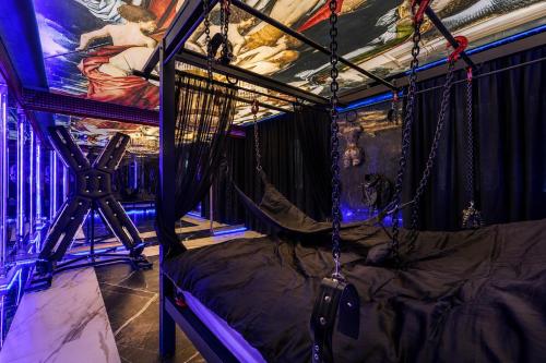 No Limits Marbella Adults Only BDSM Apartment