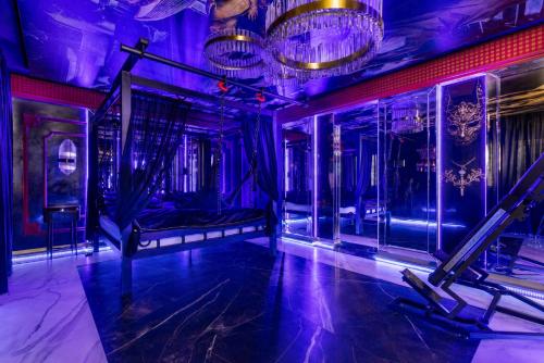 No Limits Marbella Adults Only BDSM Apartment