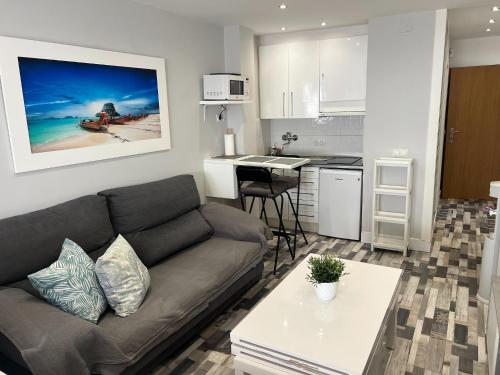 Apartment in Torremolinos 300 m from beach