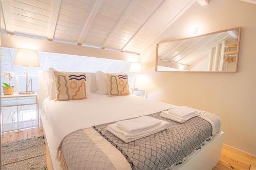 Graça Cozy blue loft Authentic Lisbon Gem