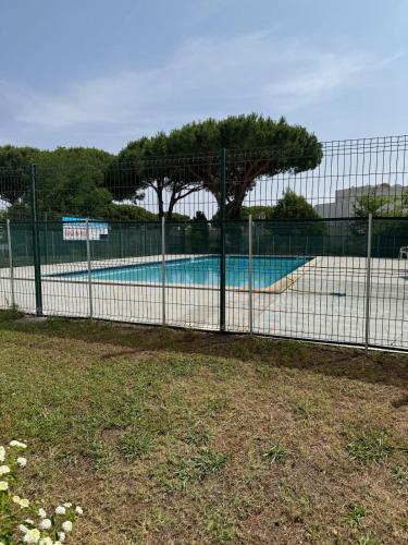 Appart 27m2 avec Clim, terrasse - 6 pers - 2 piscines