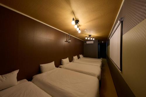 Tasone Stay OSAKA HS1