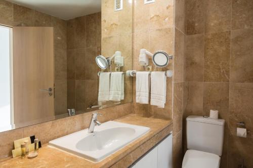 Coral Beach Aparthotel photo 180