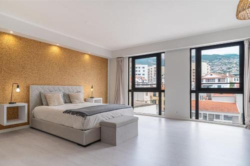 Apartment 81