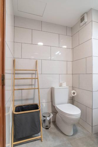 Grey View Apartment
