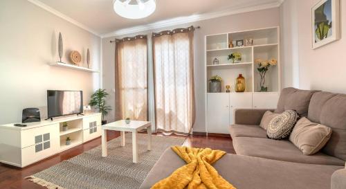 Grey View Apartment