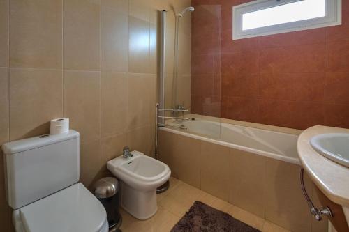 Vila Violla private swimming pool