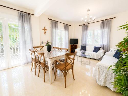 Sunset Cove Suites