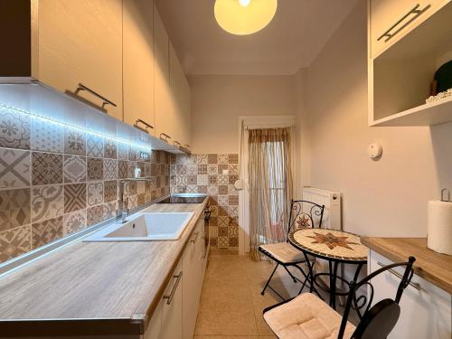 Velvet, Spacious 1BD in the Center