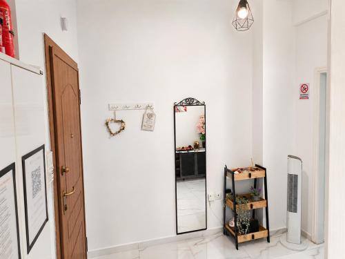 Athens Metro Grand Residence Spacious 3-Bedroom Stay