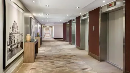 Crowne Plaza Berlin City Centre Ku'damm by IHG photo 15