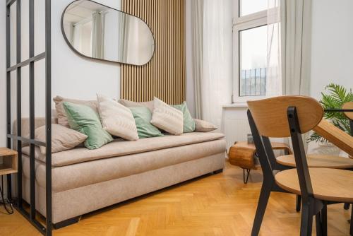 Monthly Rental - Central - 5min to Metro U1 and Danube