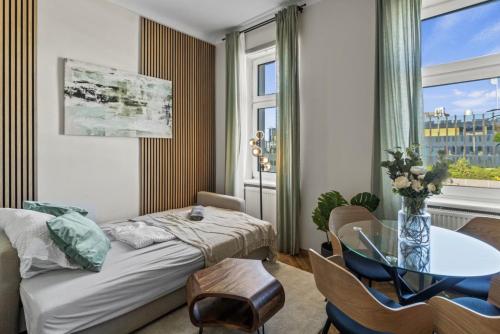 Monthly Rental - Central - 5min to Metro U1 and Danube
