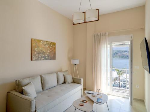 Three Waves Apartments