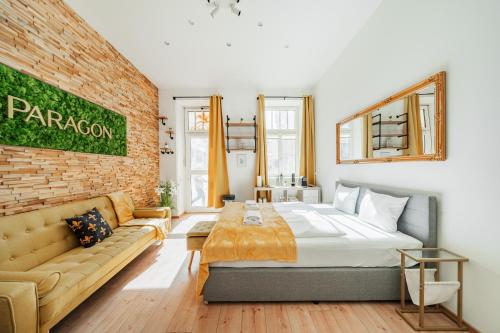 Classy Premium Apartment with Free Parking
