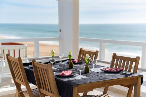 Blife Cerya private rooms at Faro beach
