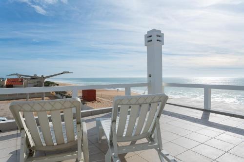 Blife Cerya private rooms at Faro beach