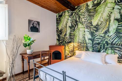 Via Ricasoli apartment, next to Accademia