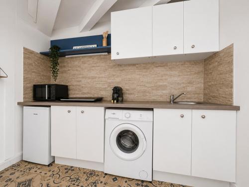 Studio paisible climatisé Avignon proche remparts
