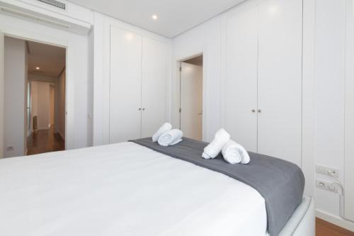 ApartUP Colon Attic Center