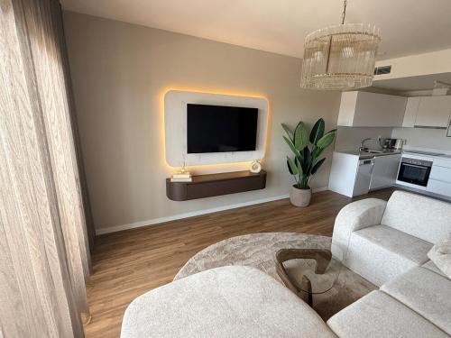 Modern apartment in Valle Romano with pool