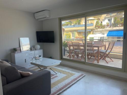 Appartement plein centre au calme à 5 min de la mer