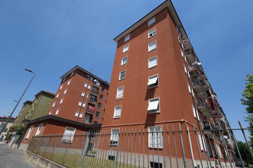 PIANELL56 Apartment