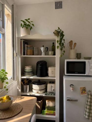 Cozy Parisian Apartment Near Eiffel Tower