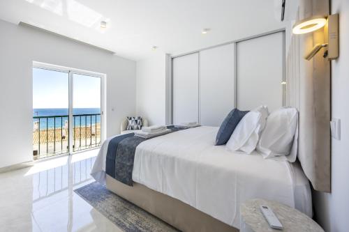The Penthouse Waterside Village By CoolHouses