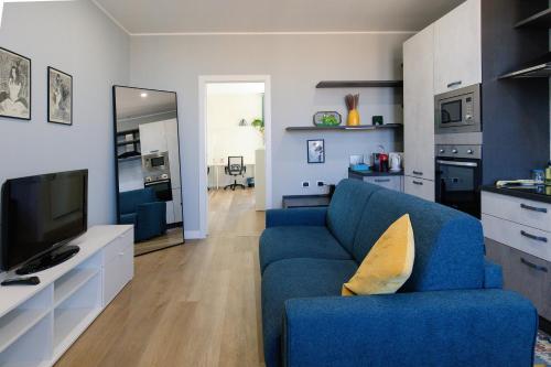 Bright Modern Flat - Easy Metro to Duomo