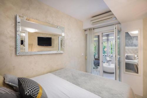 Beachfront apartment