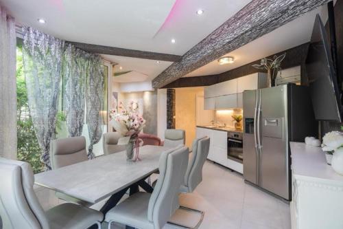 Beachfront apartment