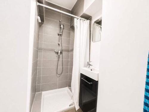 Studio cosy et pratique - paris 18 - 2P