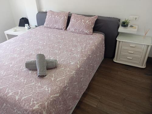 King Size bed room for Men