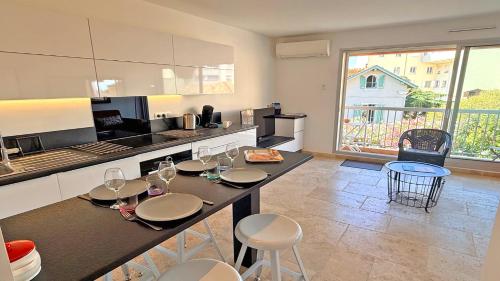 Appartement proche centre-ville et plage - La Marjolaine