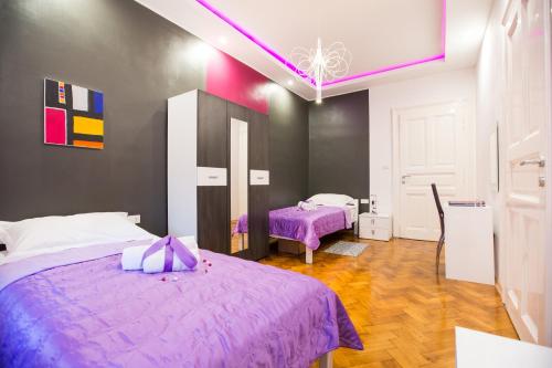 Apartment Center Four stars