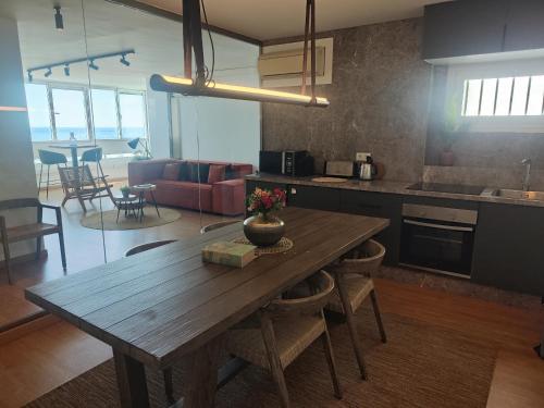 D-Apartamento con vistas panorámicas al Mediterráneo -Paseo Marítimo Marbella
