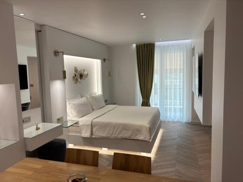 White Rose Athens Residence Family