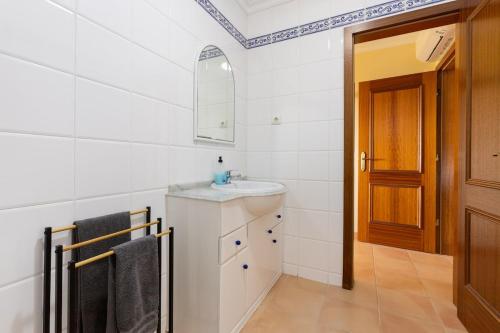 Duplex Flat - 2 Ensuite Bedrooms 5 mins from beach