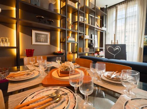 Luxury 2 Bedroom Design Flat in Heart of Marais