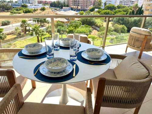 Apartamento Oasis com Piscina Perto da Praia