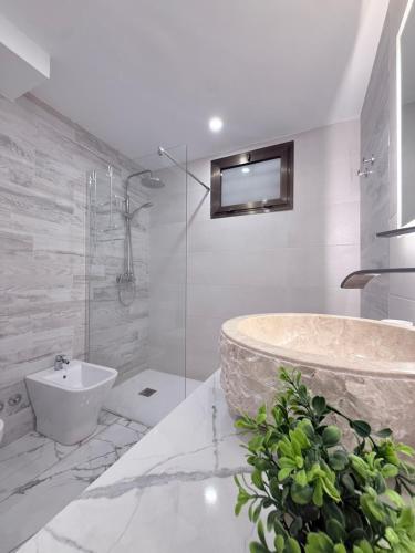 Luxury Penthouse Sunny Terrace by Alma Homes